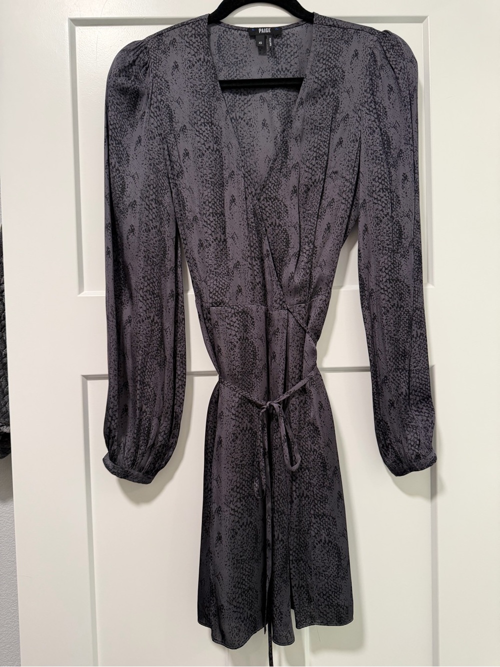 PAIGE Black and Gray Printed Long-Sleeve Wrap Dress